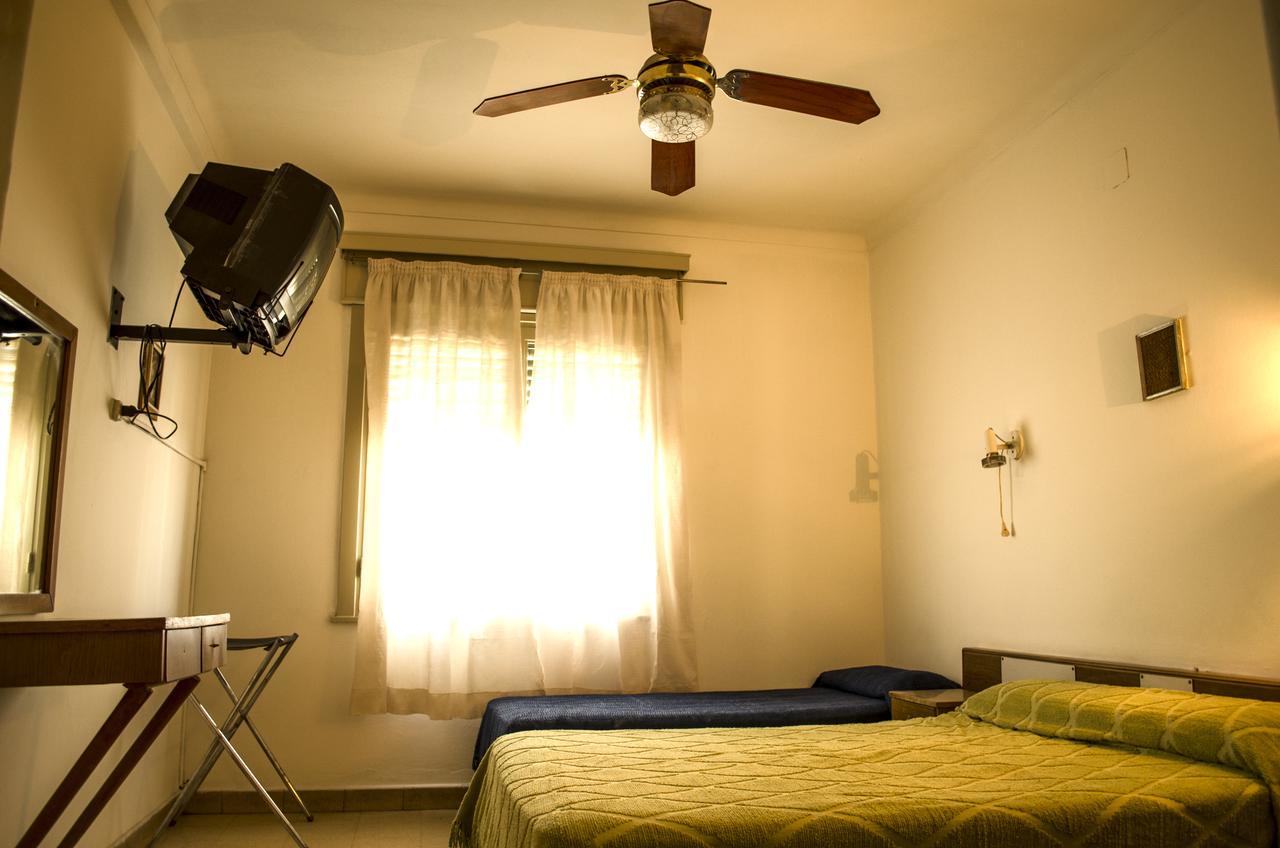 Hotel Centro Neuquén Kültér fotó